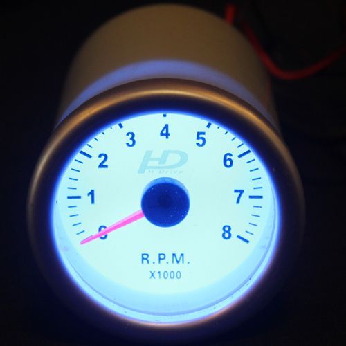 Fehér hátterű OR-LED7705 fordulatszám mérő 