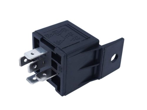 Relé 5 lábbal 30/40AMP CM86304