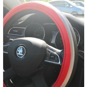   Műbőr sport mintás kormányvédő ezüst-piros csíkokkal KV-PUBRW